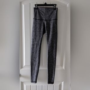 Lululemon Wunder Under leggings